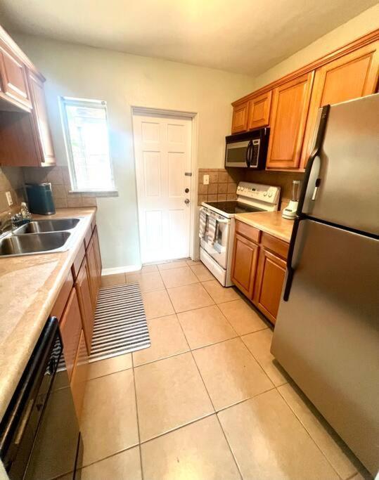 Beach Bungalow In Downtown Cocoa Beach Exterior foto
